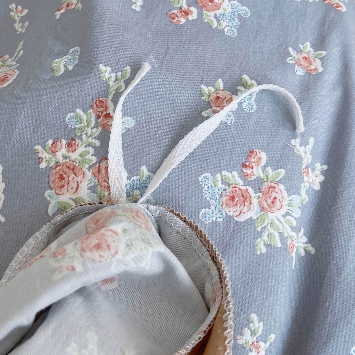 91家纺网 家纺一手货源 找家纺 麦田家纺 2026新款花边床盖四件套 椿庭怀蓝