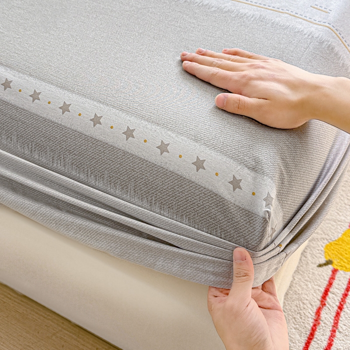 91家纺网 家纺一手货源 找家纺 卡普家居 2026新款全棉印花A版床笠 星辰大海