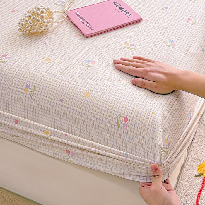 91家纺网 家纺一手货源 找家纺 卡普家居 2026新款全棉印花A版床笠 樱桃小可