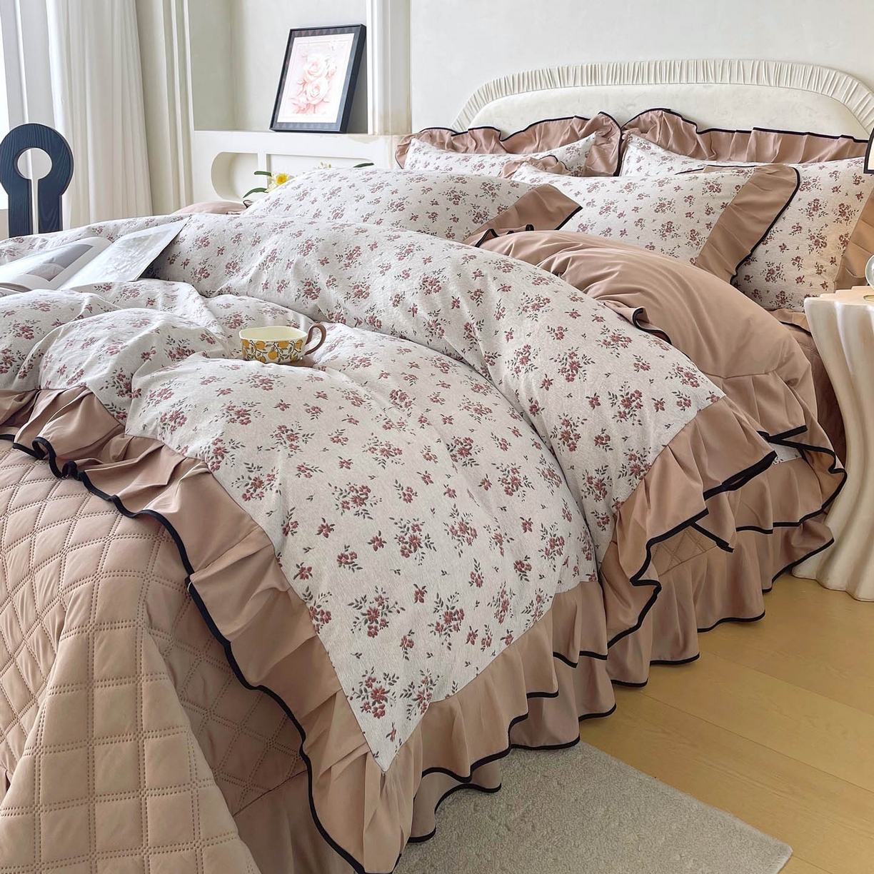 91家纺网 家纺一手货源 找家纺 麦田家纺 2026新款花边床盖四件套 丹枫白露