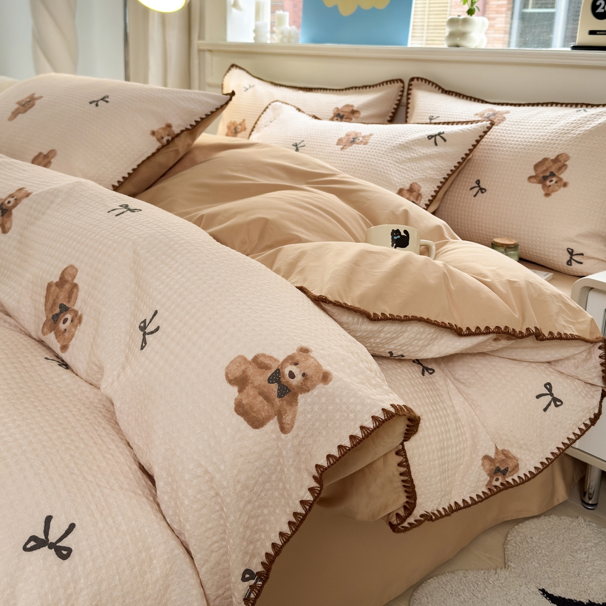 91家纺网 家纺一手货源 找家纺 雯雨家纺 2026新款全棉华夫格三角针被套 萌动时光