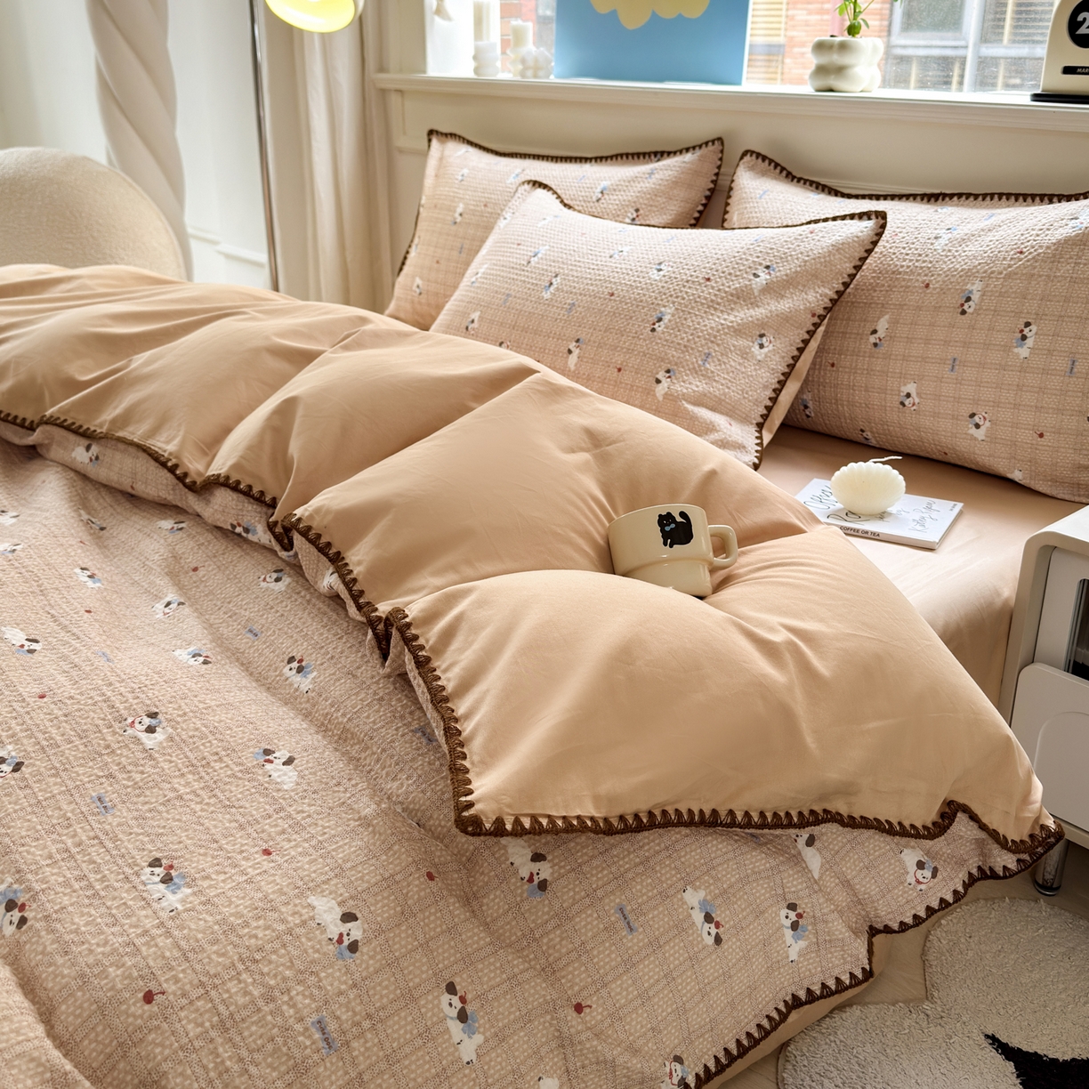 91家纺网 家纺一手货源 找家纺 雯雨家纺 2026新款全棉华夫格三角针被套 流白小狗-米