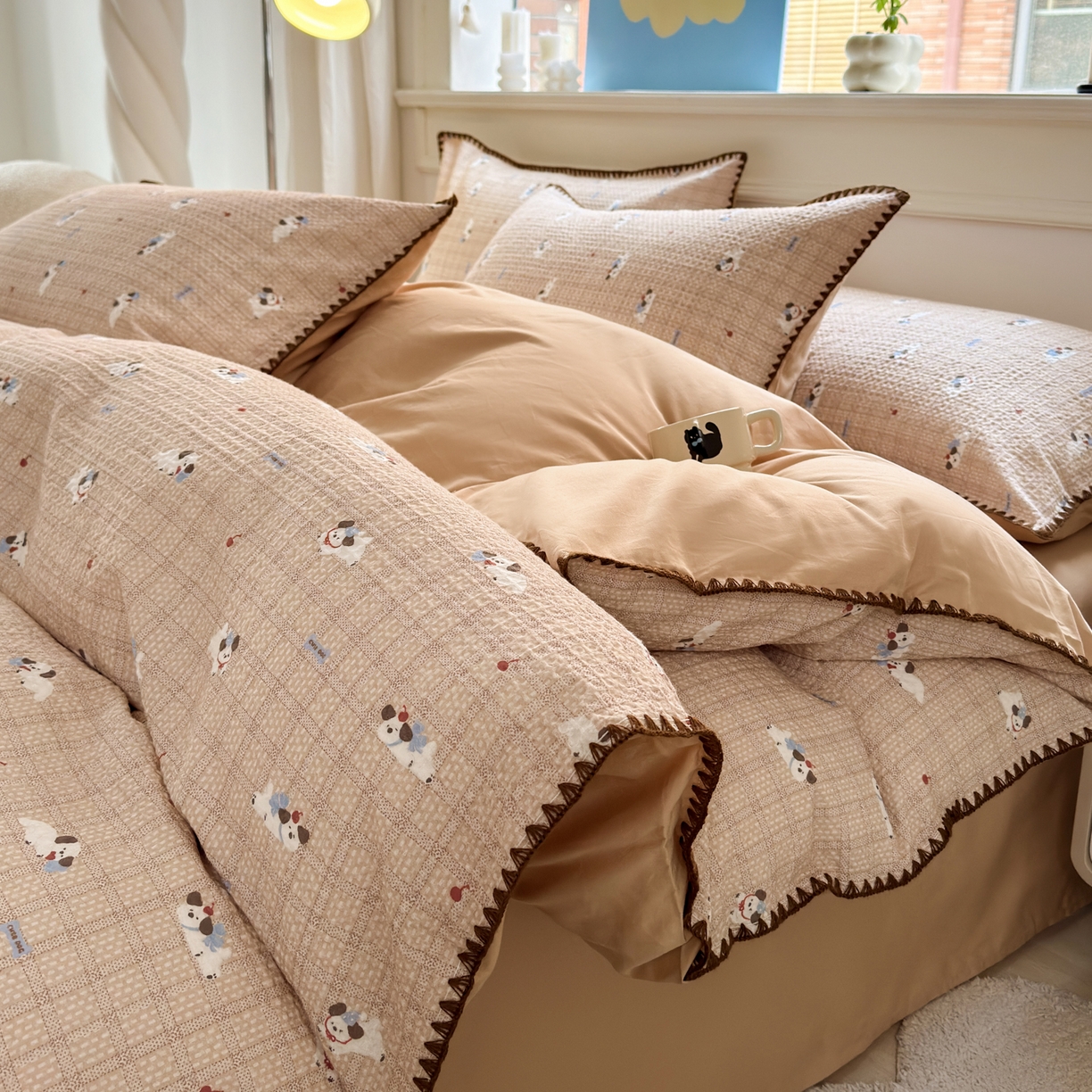 91家纺网 家纺一手货源 找家纺 雯雨家纺 2026新款全棉华夫格三角针被套 流白小狗-米