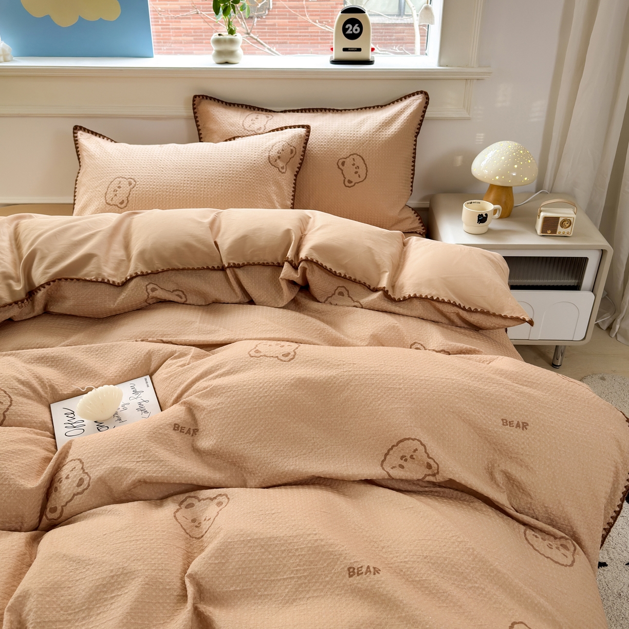 91家纺网 家纺一手货源 找家纺 雯雨家纺 2026新款全棉华夫格三角针被套 萌动时光咖