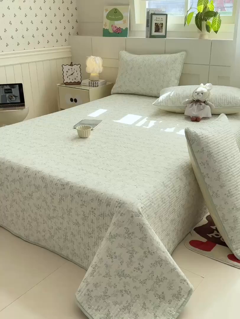 91家纺网 家纺一手货源 找家纺 康纳利 2026新款全棉床盖学生夹棉薄款床盖床垫三件套四季通用 莱茵春色