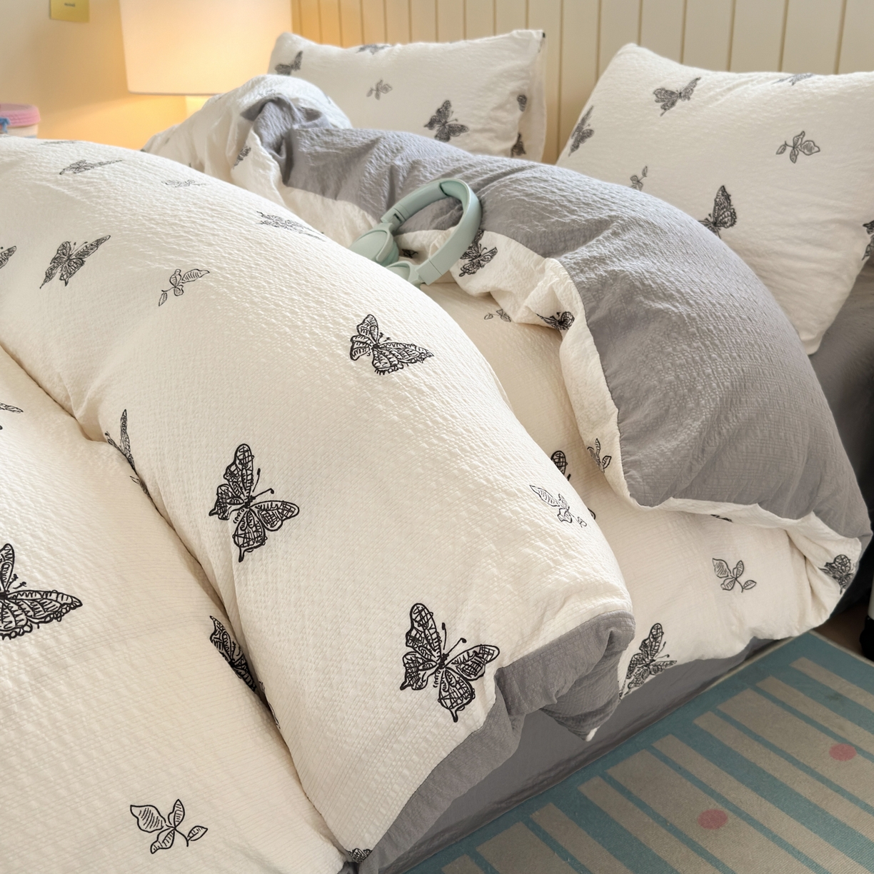 91家纺网 家纺一手货源 找家纺 （总）德比尔斯 2026新款小清新110g高品质直播热卖款A类泡芙棉四件套