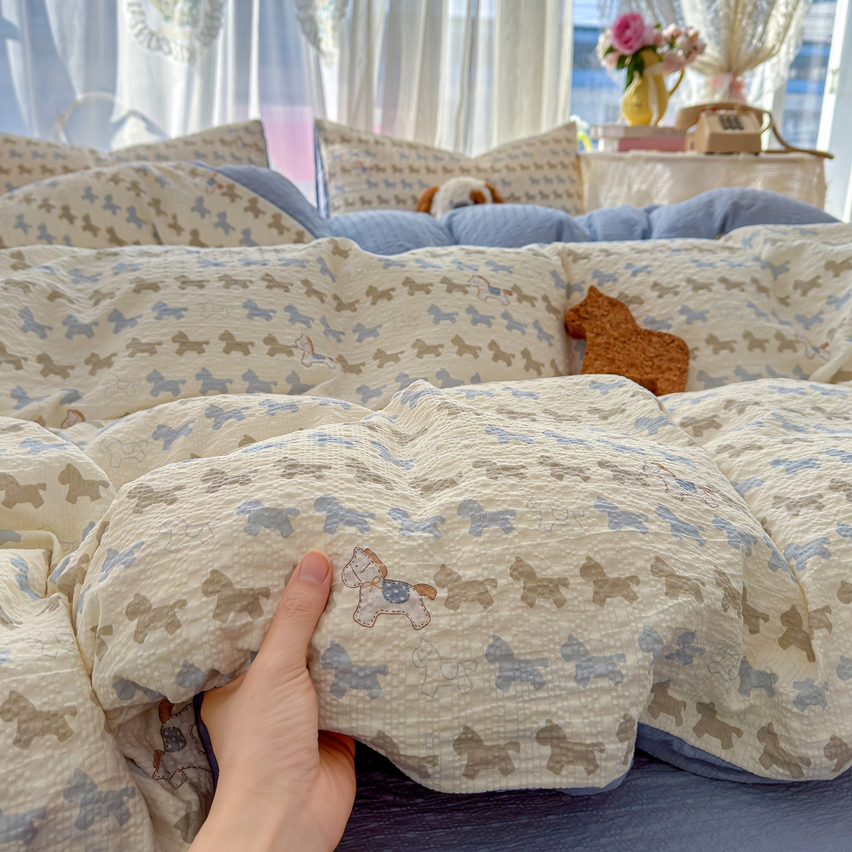 91家纺网 家纺一手货源 找家纺 铺尚美家纺 2026春夏新品高克重A类泡芙纱泡泡皱皱纱四件套 马到成功