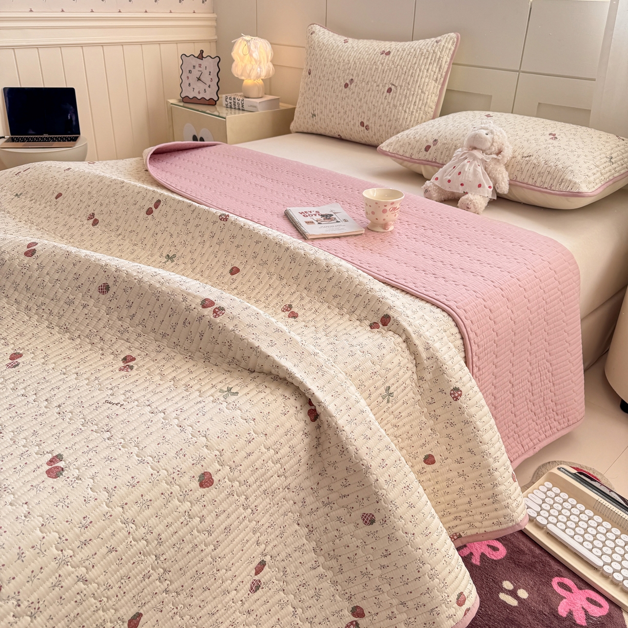 康纳利 2026新款全棉床盖学生夹棉薄款床盖床垫三件套四季通用 相约