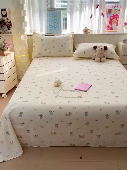 91家纺网 家纺一手货源 找家纺 卡普家居 2026新款全棉印花A版床单 彩绘汪汪
