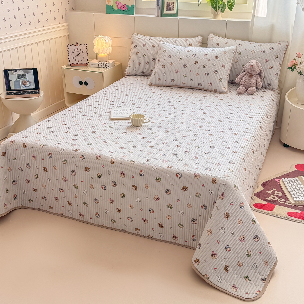 91家纺网 家纺一手货源 找家纺 康纳利 2026新款全棉床盖学生夹棉薄款床盖床垫三件套四季通用 小新一家