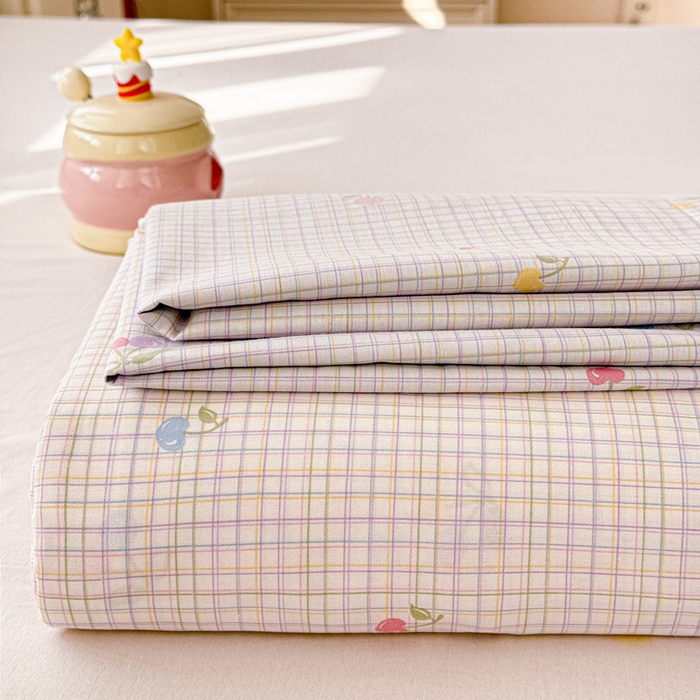 91家纺网 家纺一手货源 找家纺 卡普家居 2026新款全棉印花A版床单 樱桃小可