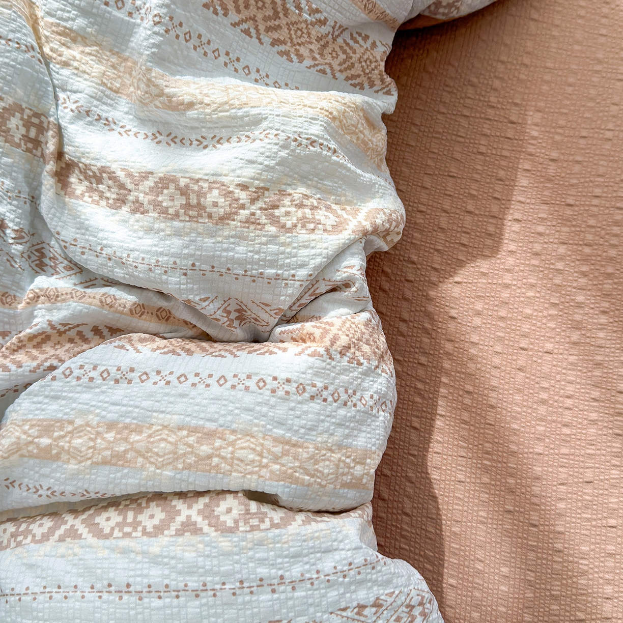 91家纺网 家纺一手货源 找家纺 铺尚美家纺 2026春夏新品高克重A类泡芙纱泡泡皱皱纱四件套 波西米亚蓝