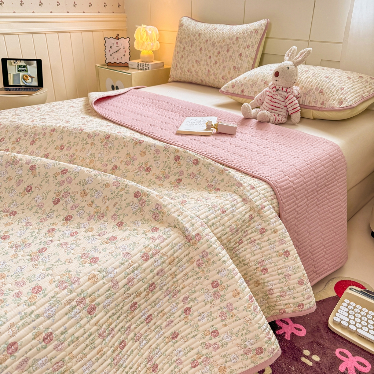 康纳利 2026新款全棉床盖学生夹棉薄款床盖床垫三件套四季通用 月见