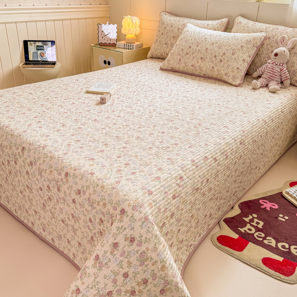 91家纺网 家纺一手货源 找家纺 康纳利 2026新款全棉床盖学生夹棉薄款床盖床垫三件套四季通用 月见