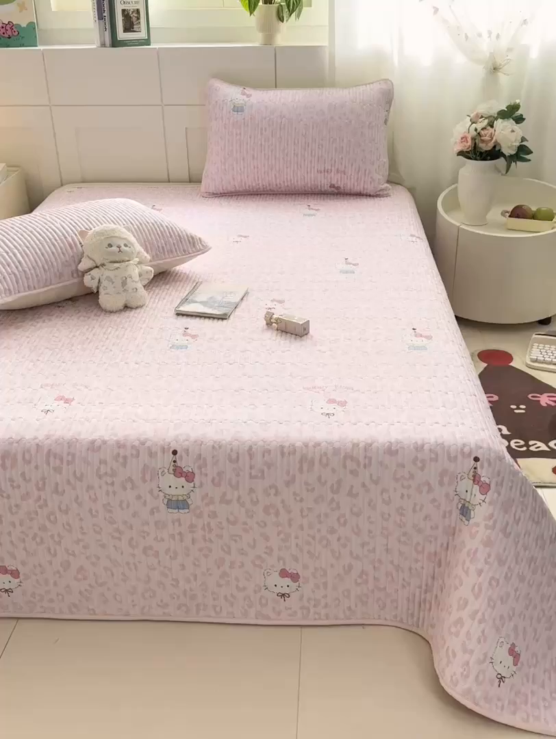 91家纺网 家纺一手货源 找家纺 康纳利 2026新款全棉床盖学生夹棉薄款床盖床垫三件套四季通用 KT粉