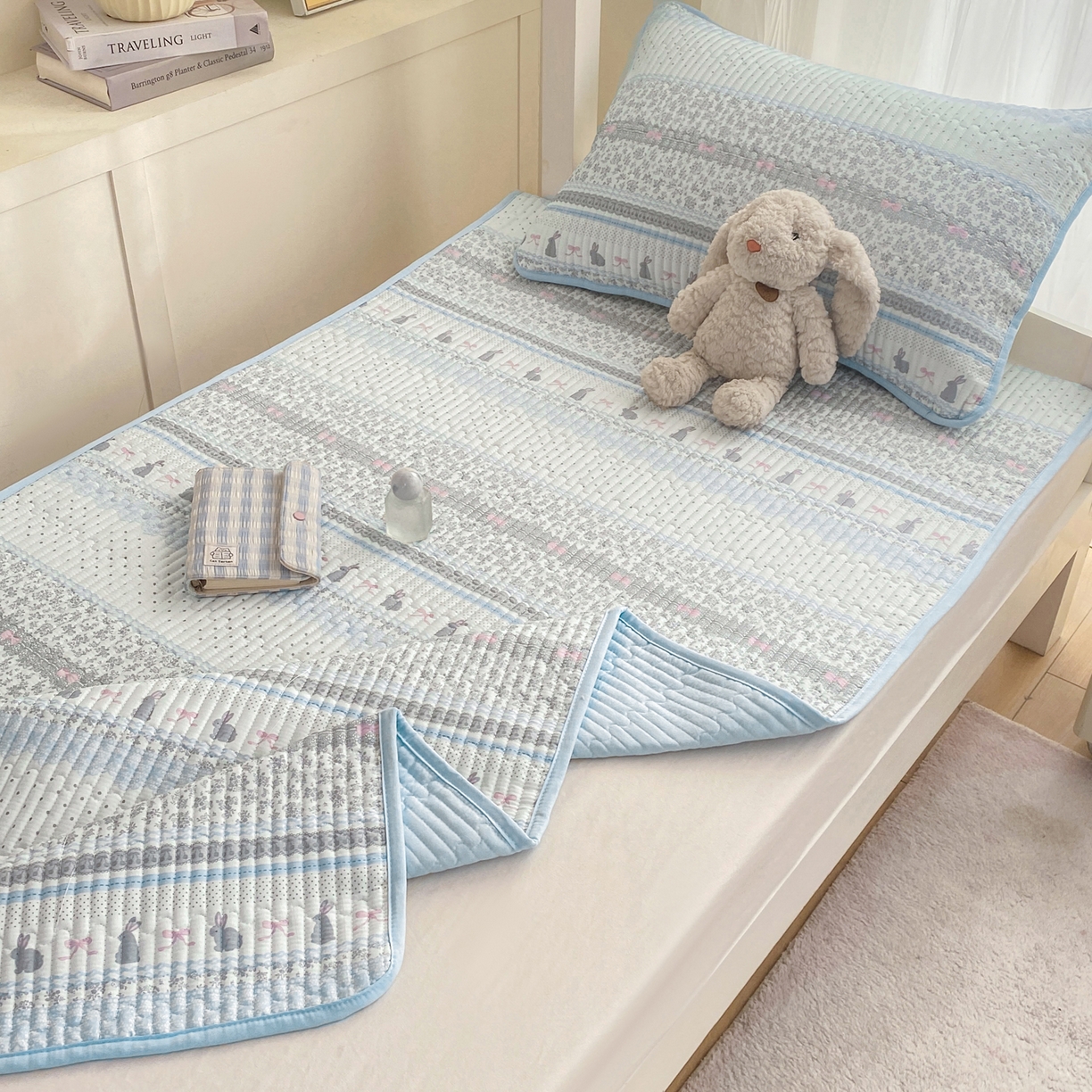 91家纺网 家纺一手货源 找家纺 （总）康纳利 2026新款全棉床盖学生夹棉薄款床盖宿舍上下铺床垫三件套四季通用