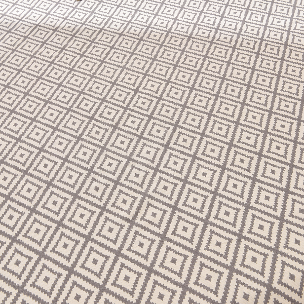 91家纺网 家纺一手货源 找家纺 德比尔斯  2026新款原棉老粗布凉席花边老粗布三件套 菱格-花边款