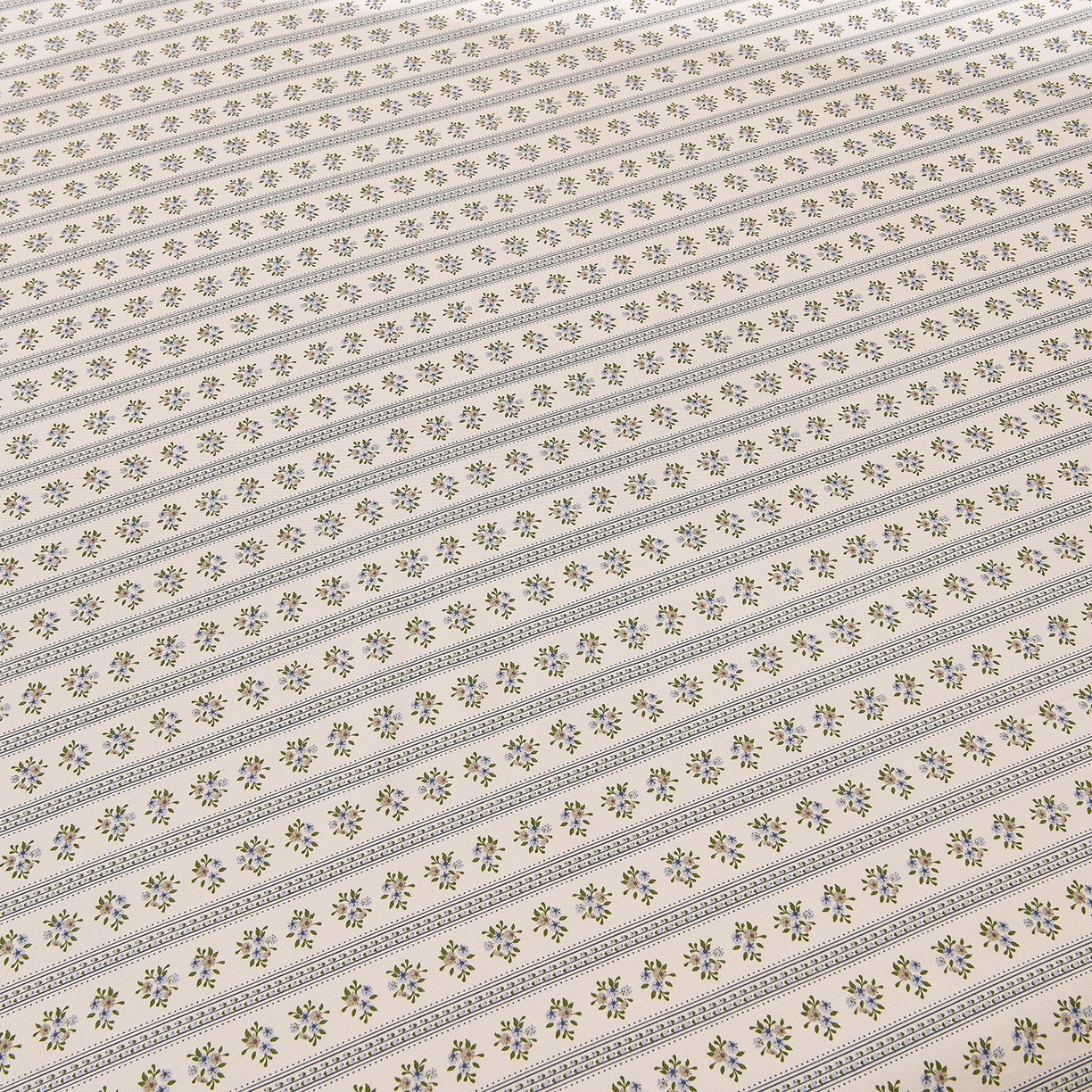 91家纺网 家纺一手货源 找家纺 德比尔斯  2026新款原棉老粗布凉席花边老粗布三件套 慕夏-花边款