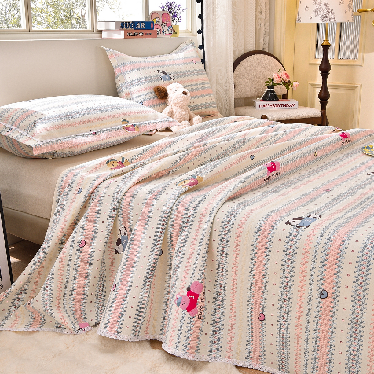 91家纺网 家纺一手货源 找家纺 德比尔斯  2026新款原棉老粗布凉席花边老粗布三件套 童年游戏-花边款