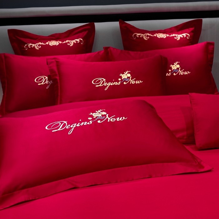 91家纺网 家纺一手货源 找家纺 慕她家纺 2026年磨毛亲肤棉婚庆四件套大红色刺绣结床上用品 玫瑰情缘