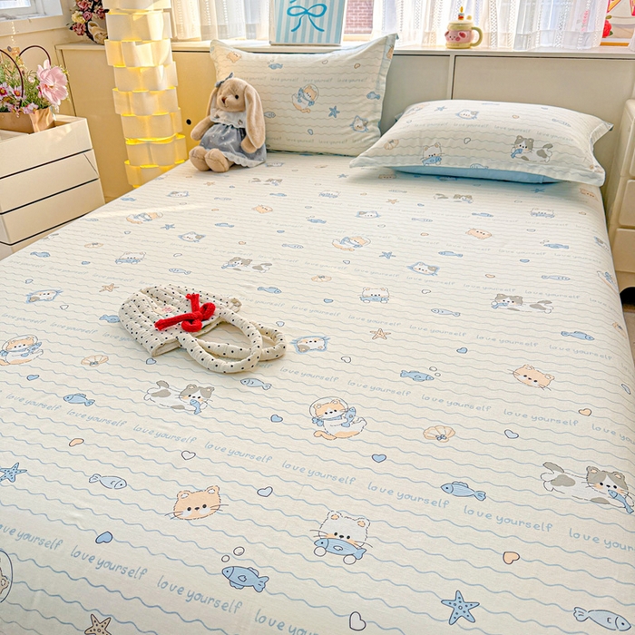 91家纺网 家纺一手货源 找家纺 卡普二店 2025新款全棉印花A版床单 猫咪宝贝