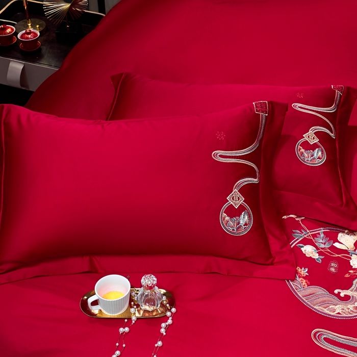 91家纺网 家纺一手货源 找家纺 慕她家纺 2026年磨毛亲肤棉婚庆四件套大红色刺绣结床上用品 幸福如意