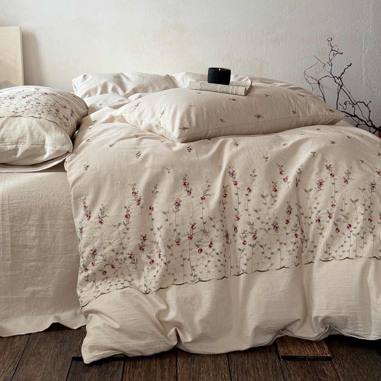 淑女公社家纺 2026春夏新款竹节棉麻特种绣花四件套 一亩花田