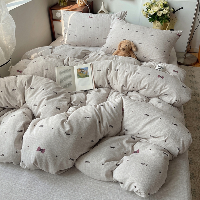 91家纺网 家纺一手货源 找家纺 凯洛奇 2026新款A类仿棉四件套古法水洗棉法式工艺花边套件（提供买家秀）兔兔聚会