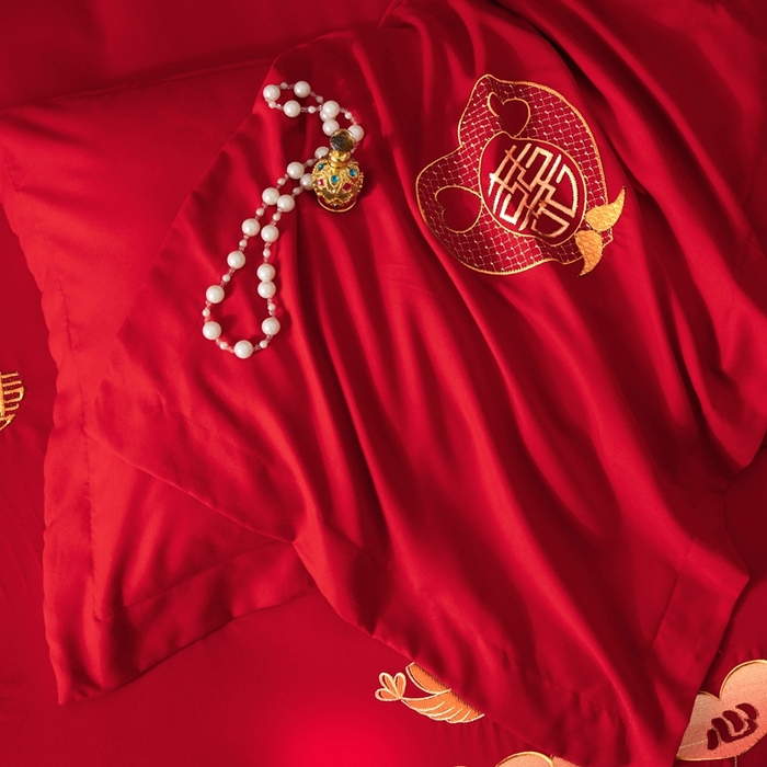 91家纺网 家纺一手货源 找家纺 慕她家纺 2026年磨毛亲肤棉婚庆四件套大红色刺绣结床上用品 鸳鸯同心