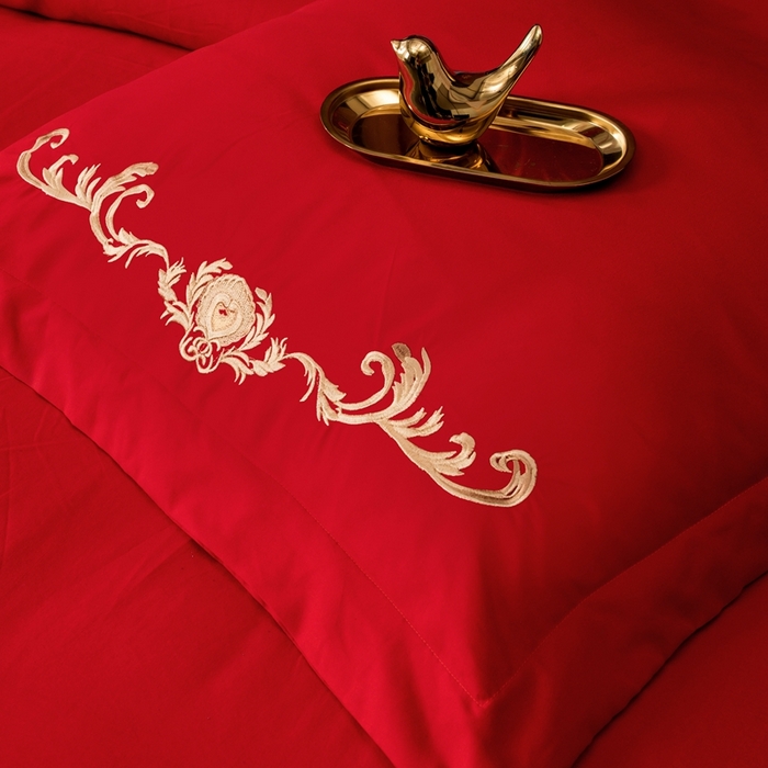 91家纺网 家纺一手货源 找家纺 慕她家纺 2026年磨毛亲肤棉婚庆四件套大红色刺绣结床上用品 天缘巧合