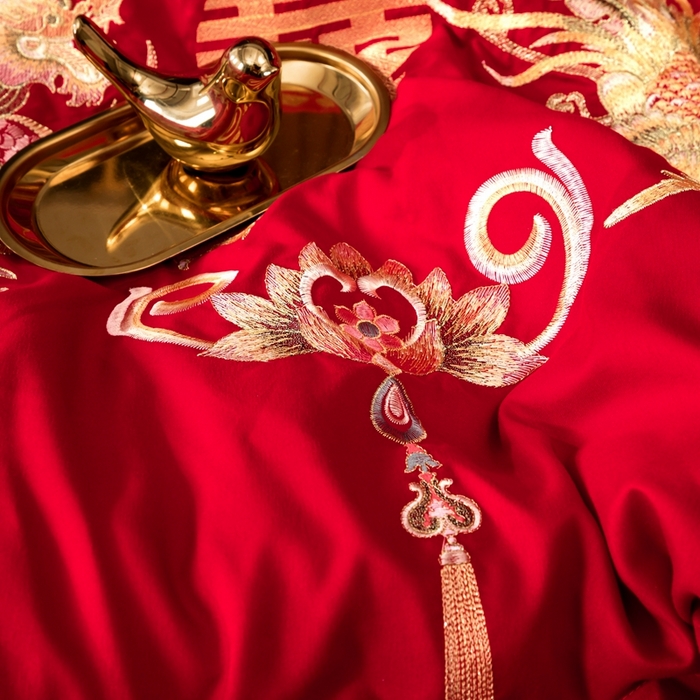 91家纺网 家纺一手货源 找家纺 慕她家纺 2026年磨毛亲肤棉婚庆四件套大红色刺绣结床上用品 龙凤传情