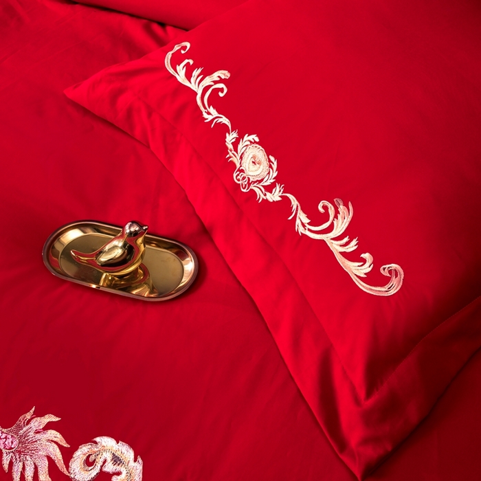 91家纺网 家纺一手货源 找家纺 慕她家纺 2026年磨毛亲肤棉婚庆四件套大红色刺绣结床上用品 龙凤传情