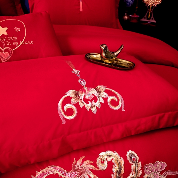 91家纺网 家纺一手货源 找家纺 慕她家纺 2026年磨毛亲肤棉婚庆四件套大红色刺绣结床上用品 龙凤传情