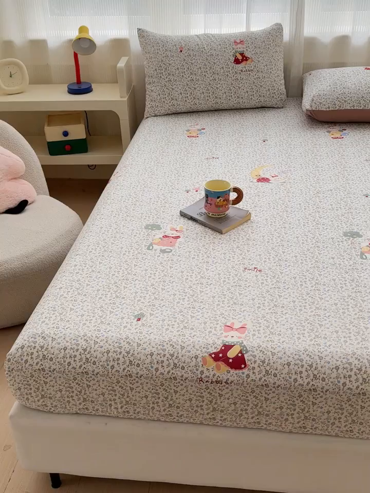 91家纺网 家纺一手货源 找家纺 洁柔家纺工厂店 2026新款A类古法糯小棉床笠礼盒款 花枝嫣然