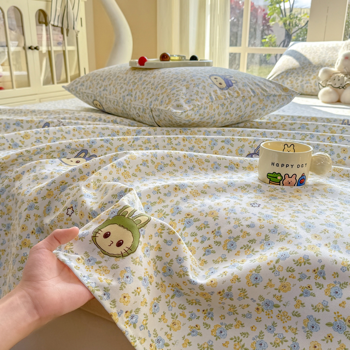 91家纺网 家纺一手货源 找家纺 康纳利 2026新款原棉老粗布透气印花床单 花丛小兔