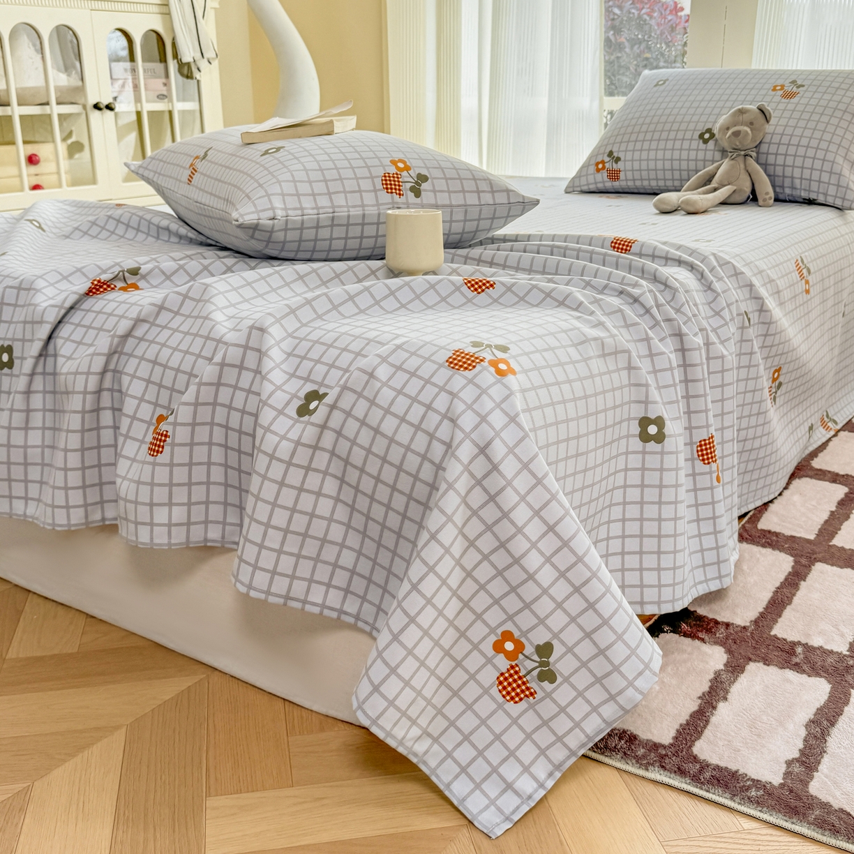 91家纺网 家纺一手货源 找家纺 康纳利 2026新款原棉老粗布透气印花床单 格间花事