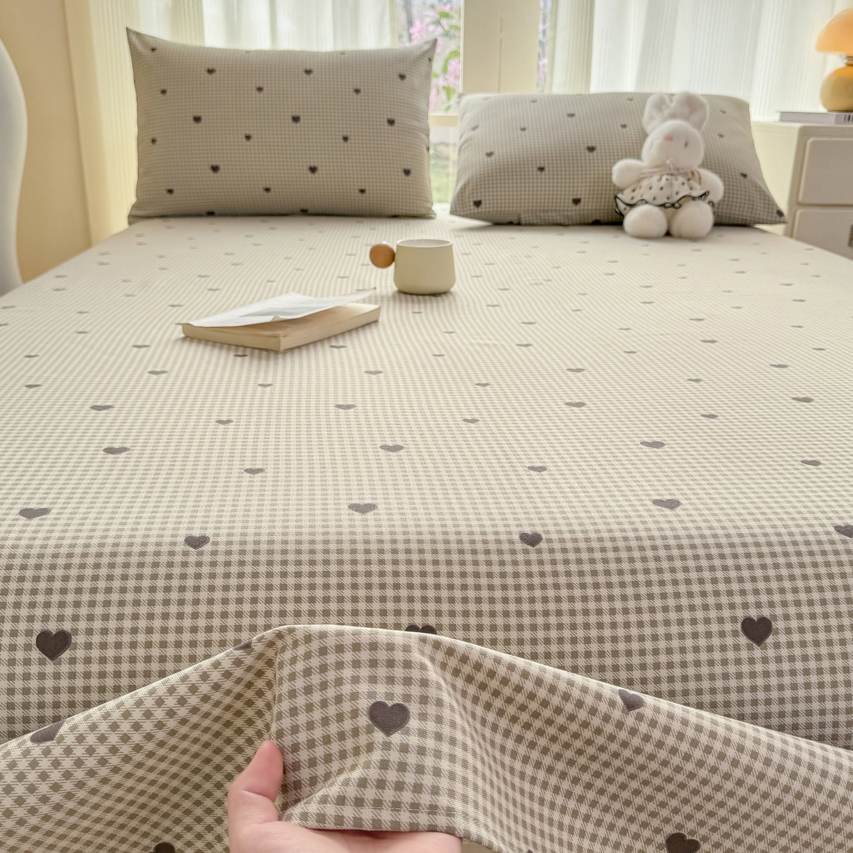 91家纺网 家纺一手货源 找家纺 康纳利 2026新款原棉老粗布透气印花床单 格间心动