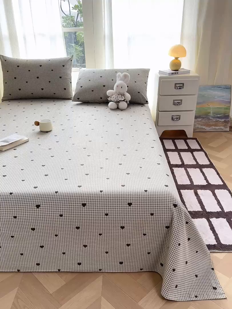 91家纺网 家纺一手货源 找家纺 康纳利 2026新款原棉老粗布透气印花床单 格间心动