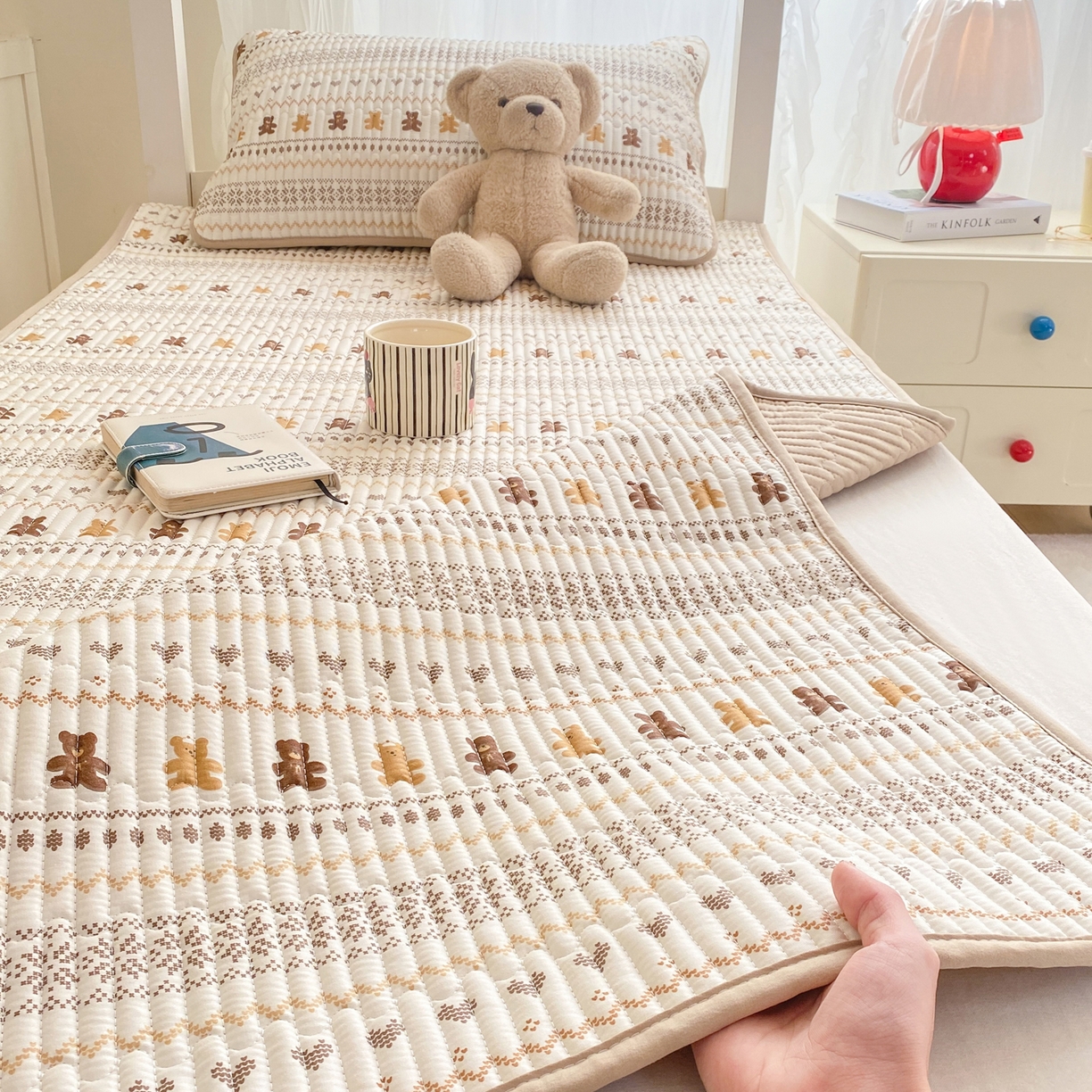 91家纺网 家纺一手货源 找家纺 康纳利 2026新款全棉床盖学生夹棉薄款床盖宿舍上下铺床垫三件套四季通用 费尔岛