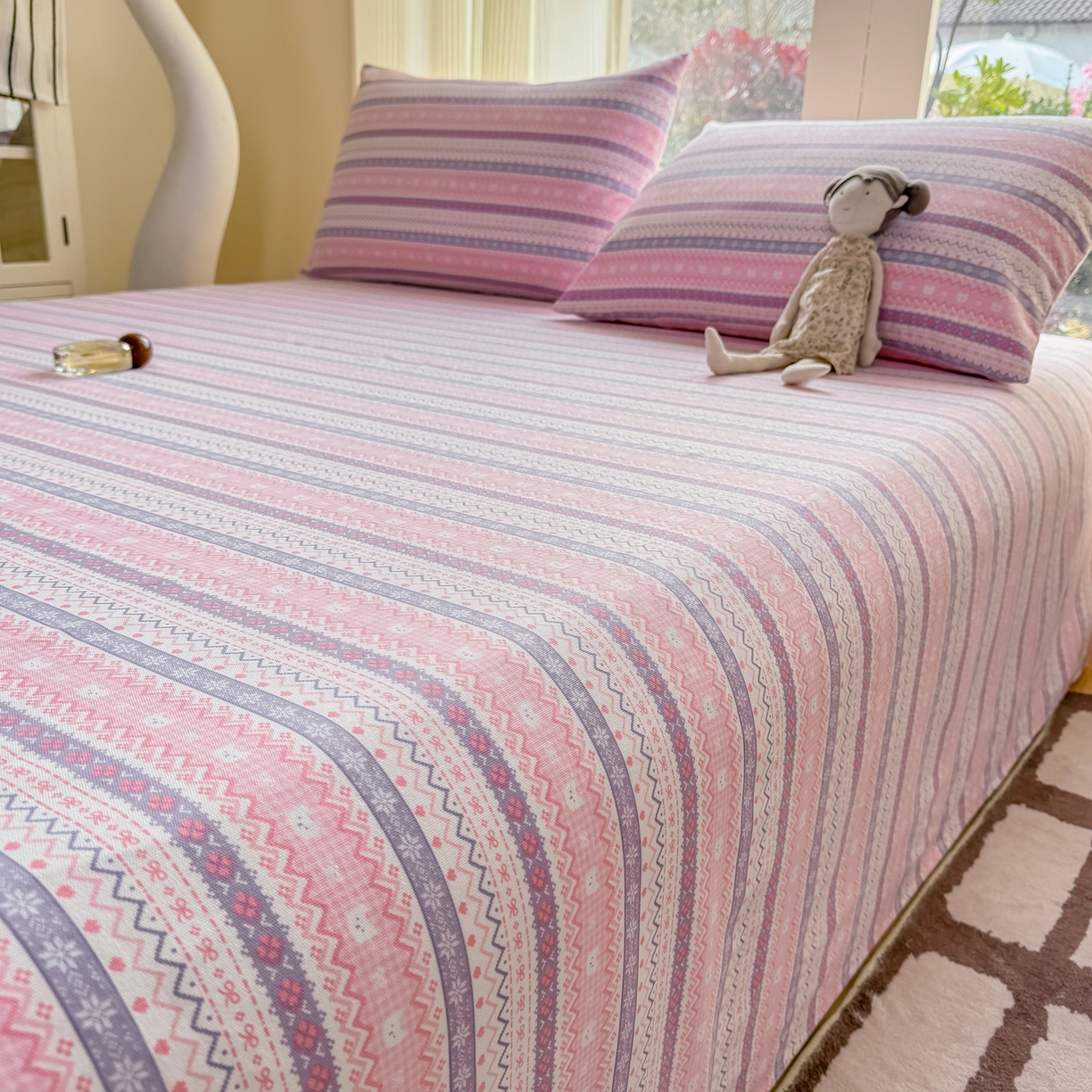 91家纺网 家纺一手货源 找家纺 康纳利 2026新款原棉老粗布透气印花床单 格韵-粉