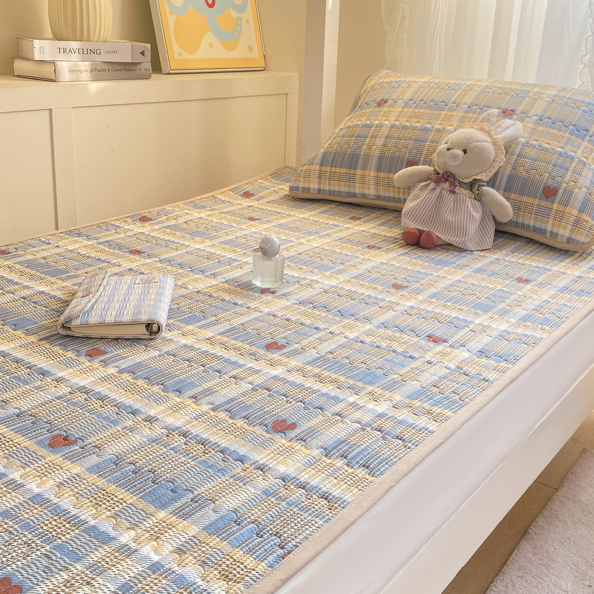 91家纺网 家纺一手货源 找家纺 康纳利 2026新款全棉床盖学生夹棉薄款床盖宿舍上下铺床垫三件套四季通用 格调