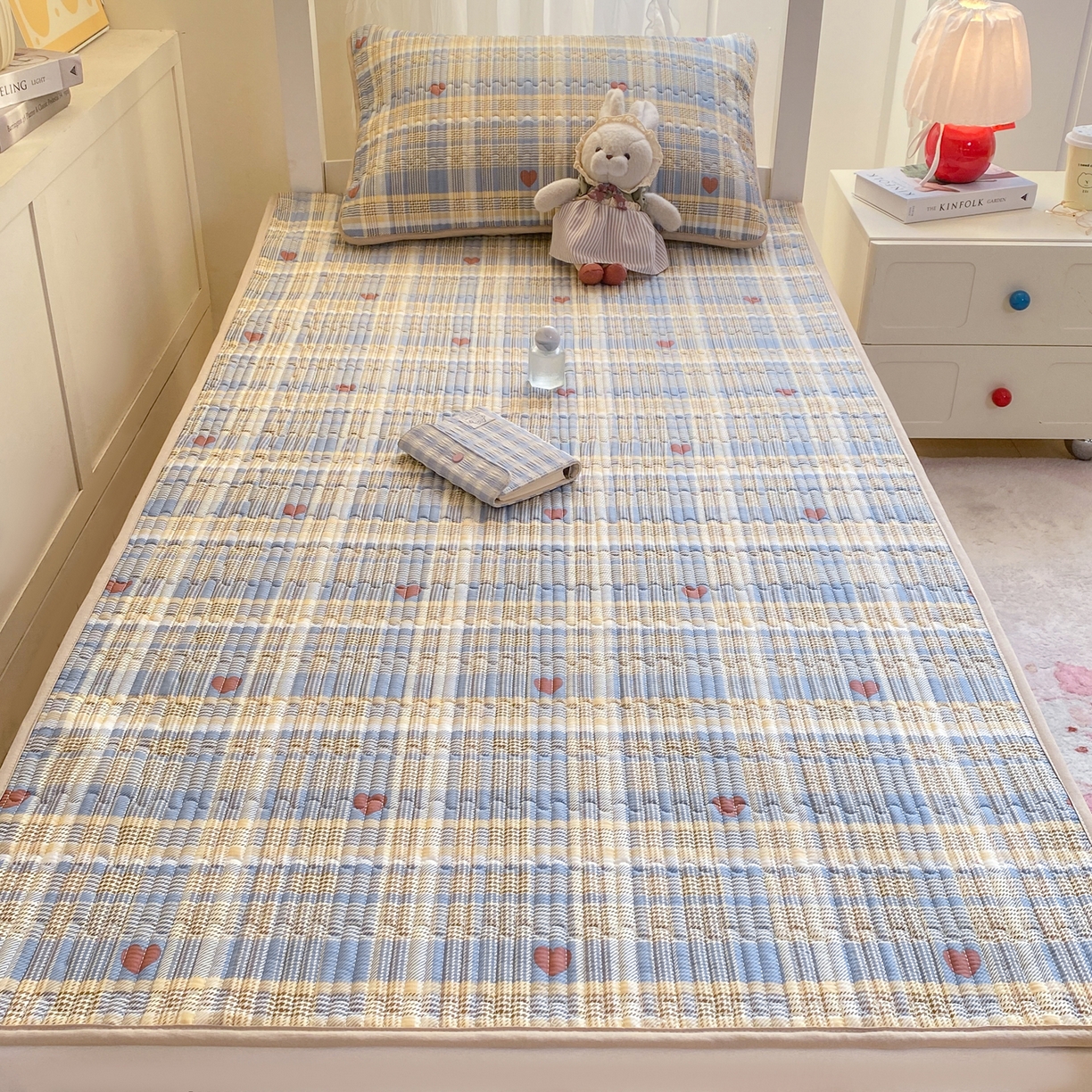 91家纺网 家纺一手货源 找家纺 康纳利 2026新款全棉床盖学生夹棉薄款床盖宿舍上下铺床垫三件套四季通用 格调