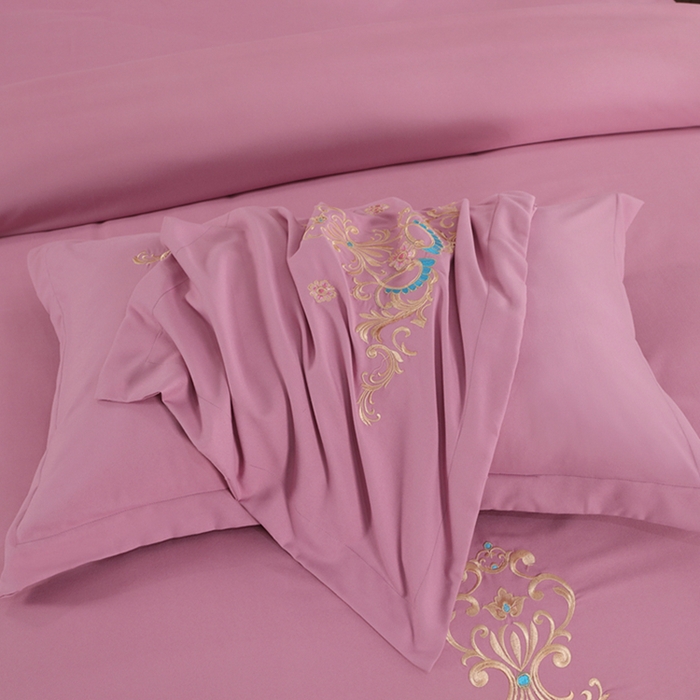 91家纺网 家纺一手货源 找家纺 慕她家纺 2026年磨毛亲肤棉婚庆四件套大红色刺绣结床上用品 盛世庄园 雅豆沙