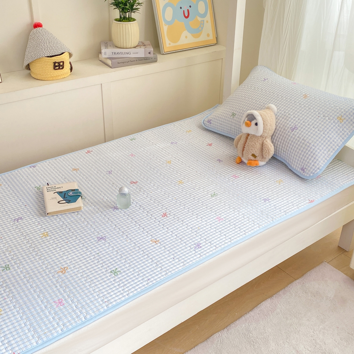 91家纺网 家纺一手货源 找家纺 康纳利 2026新款全棉床盖学生夹棉薄款床盖宿舍上下铺床垫三件套四季通用 蝴蝶结蓝