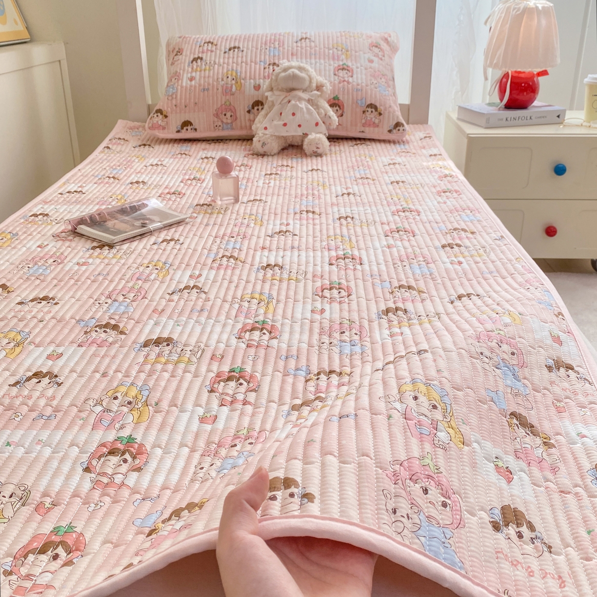 康纳利 2026新款全棉床盖学生夹棉薄款床盖宿舍上下铺床垫三件套四季通用 欢乐伙伴