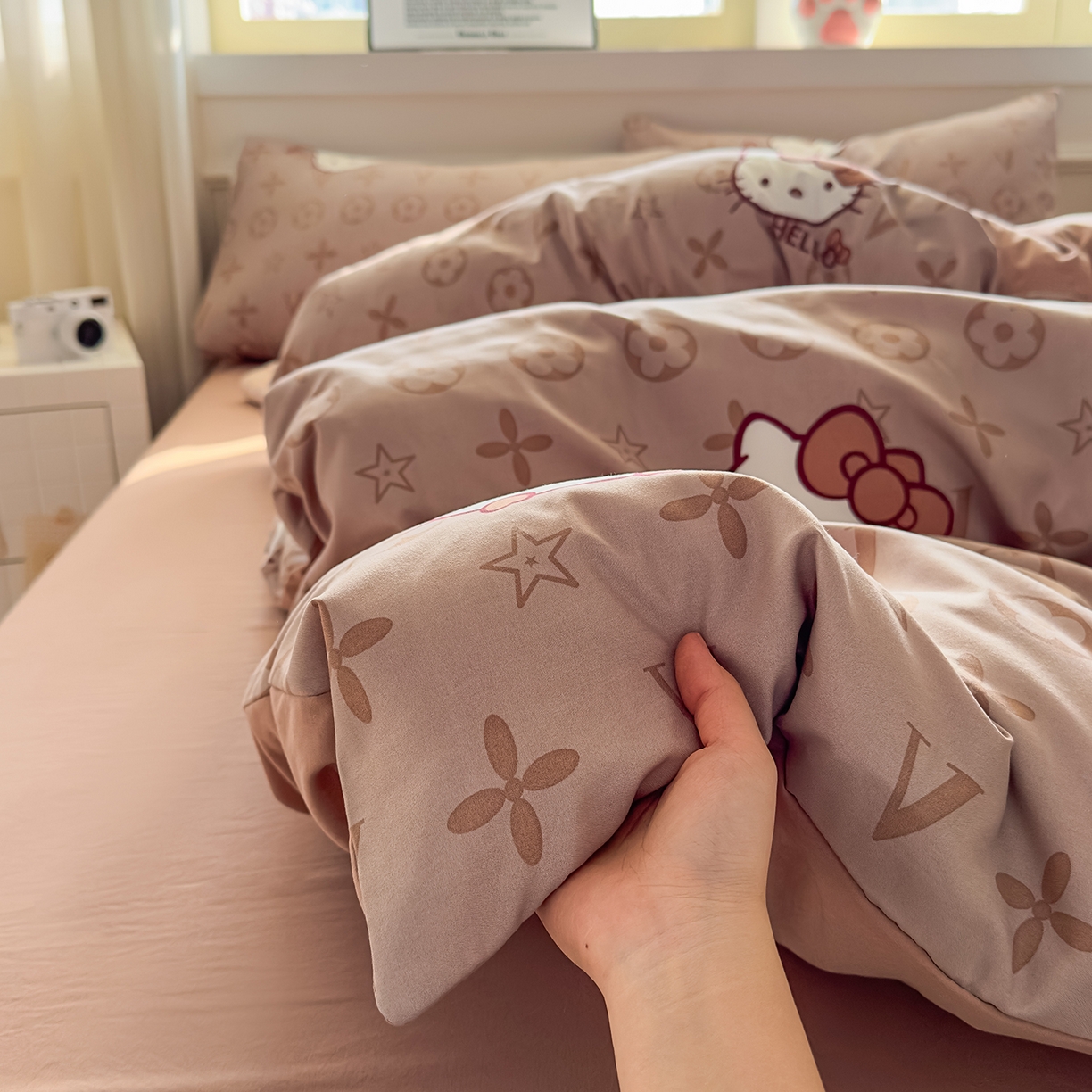 91家纺网 家纺一手货源 找家纺 洁柔供应链 2026新款A类古法糯小棉四件套 潮牌 kitty