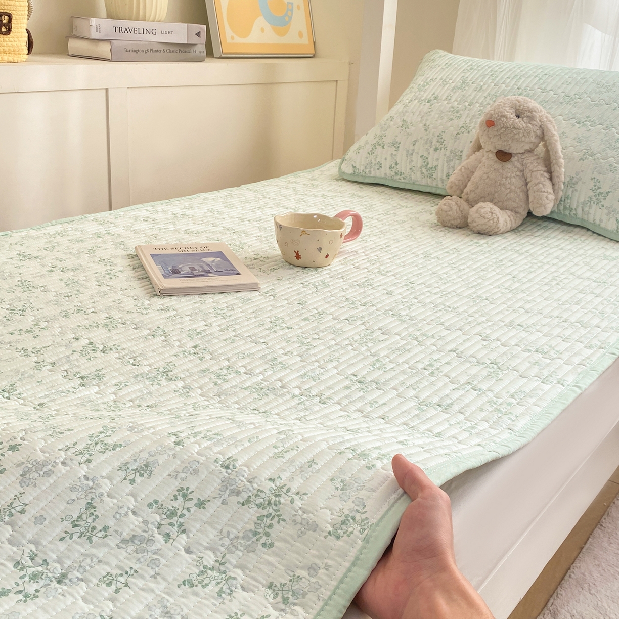 91家纺网 家纺一手货源 找家纺 康纳利 2026新款全棉床盖学生夹棉薄款床盖宿舍上下铺床垫三件套四季通用 莱茵春色