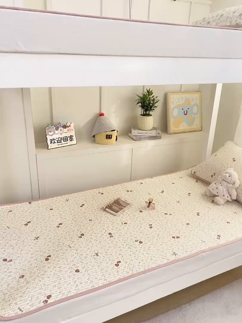 91家纺网 家纺一手货源 找家纺 康纳利 2026新款全棉床盖学生夹棉薄款床盖宿舍上下铺床垫三件套四季通用 相约