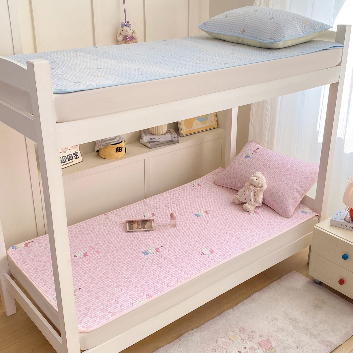 91家纺网 家纺一手货源 找家纺 康纳利 2026新款全棉床盖学生夹棉薄款床盖宿舍上下铺床垫三件套四季通用 KT粉