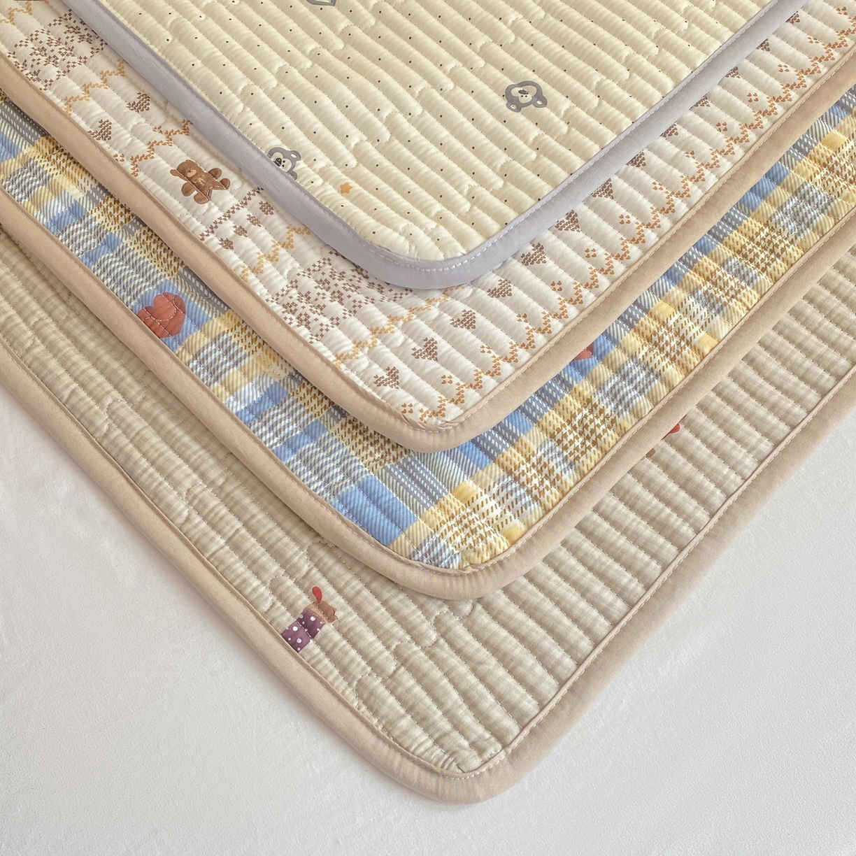 91家纺网 家纺一手货源 找家纺 康纳利 2026新款全棉床盖学生夹棉薄款床盖宿舍上下铺床垫三件套四季通用 组合